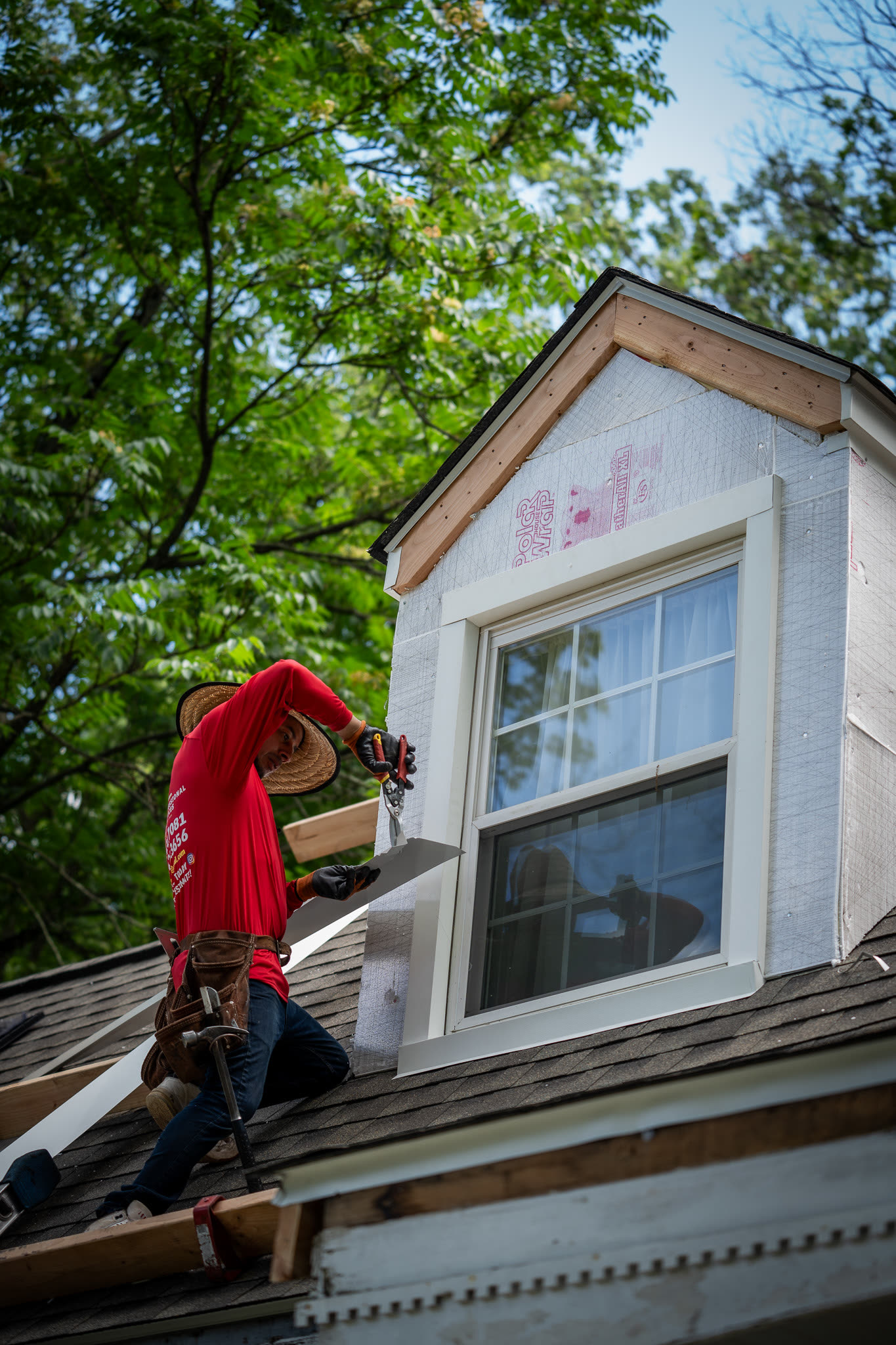 Weatherwrap detail under new siding